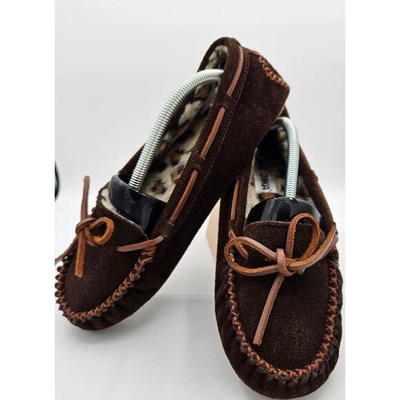 Minnetonka Moccasins Mens Size 8 Brown Suede Slip-On Normcore Western Minimalist - Picture 1 of 7